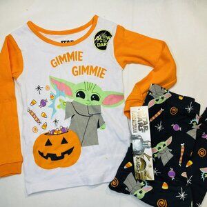 Girls Size 4 Baby Yoda Halloween Pajamas- Glow In Dark - 100% Cotton